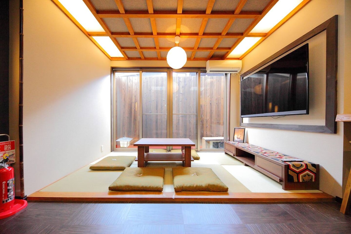 COCO館